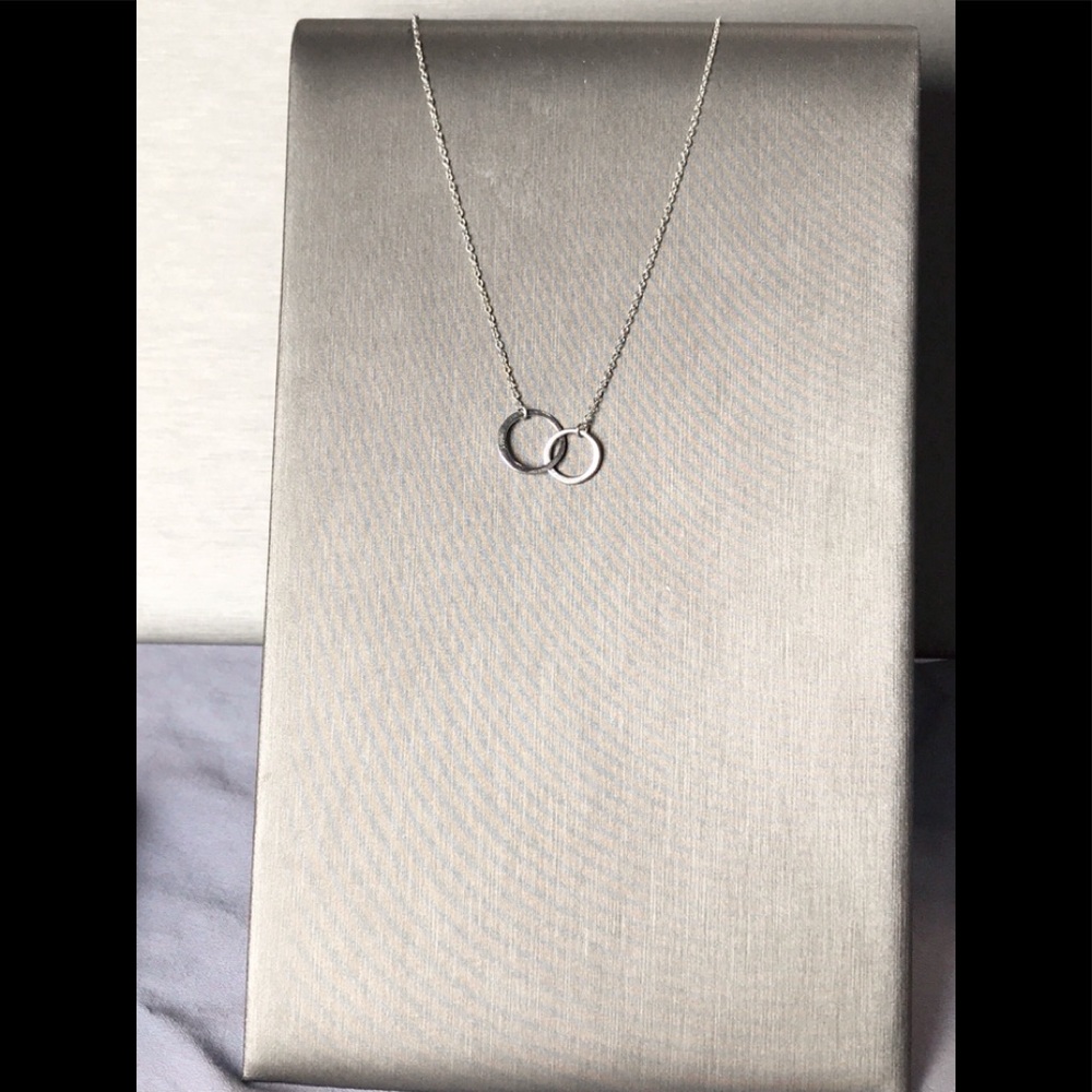 Sterling Silver Necklace Interlocking Circle Pend… - image 7